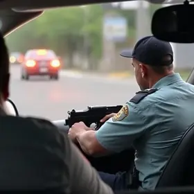 carro do deputado Max Lemos