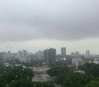 pancadas de chuva em Duque de Caxias
