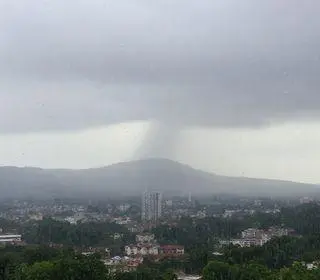 pancadas isoladas de chuva em Duque de Caxias