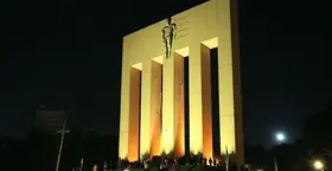 Monumento Oscar Niemeyer