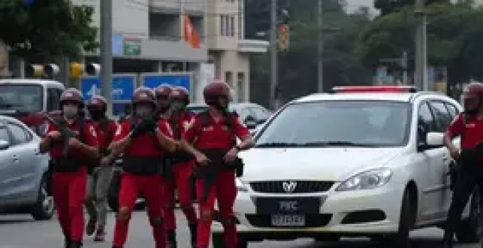 Operação Contenção