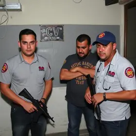 extorsão do Comando Vermelho