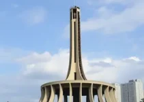 monumento de Oscar Niemeyer