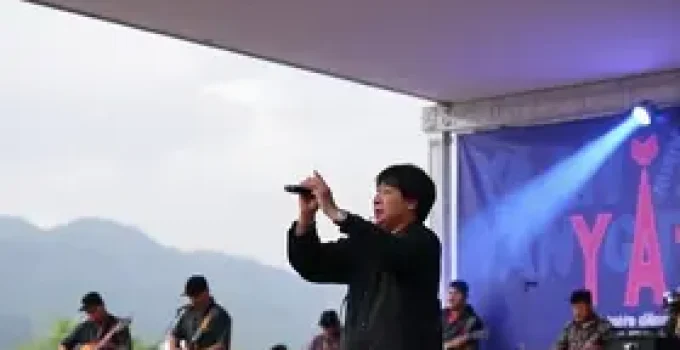 Yan se apresenta no Pagotop de Saracuruna